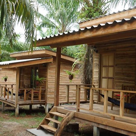 Hotel Mada Lanta Mai Keaw à Ko Lanta Extérieur photo