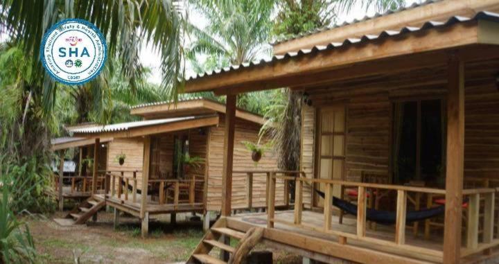 Hotel Mada Lanta Mai Keaw à Ko Lanta Extérieur photo