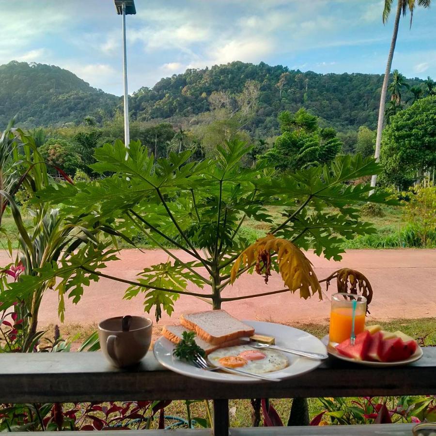 Hotel Mada Lanta Mai Keaw à Ko Lanta Extérieur photo