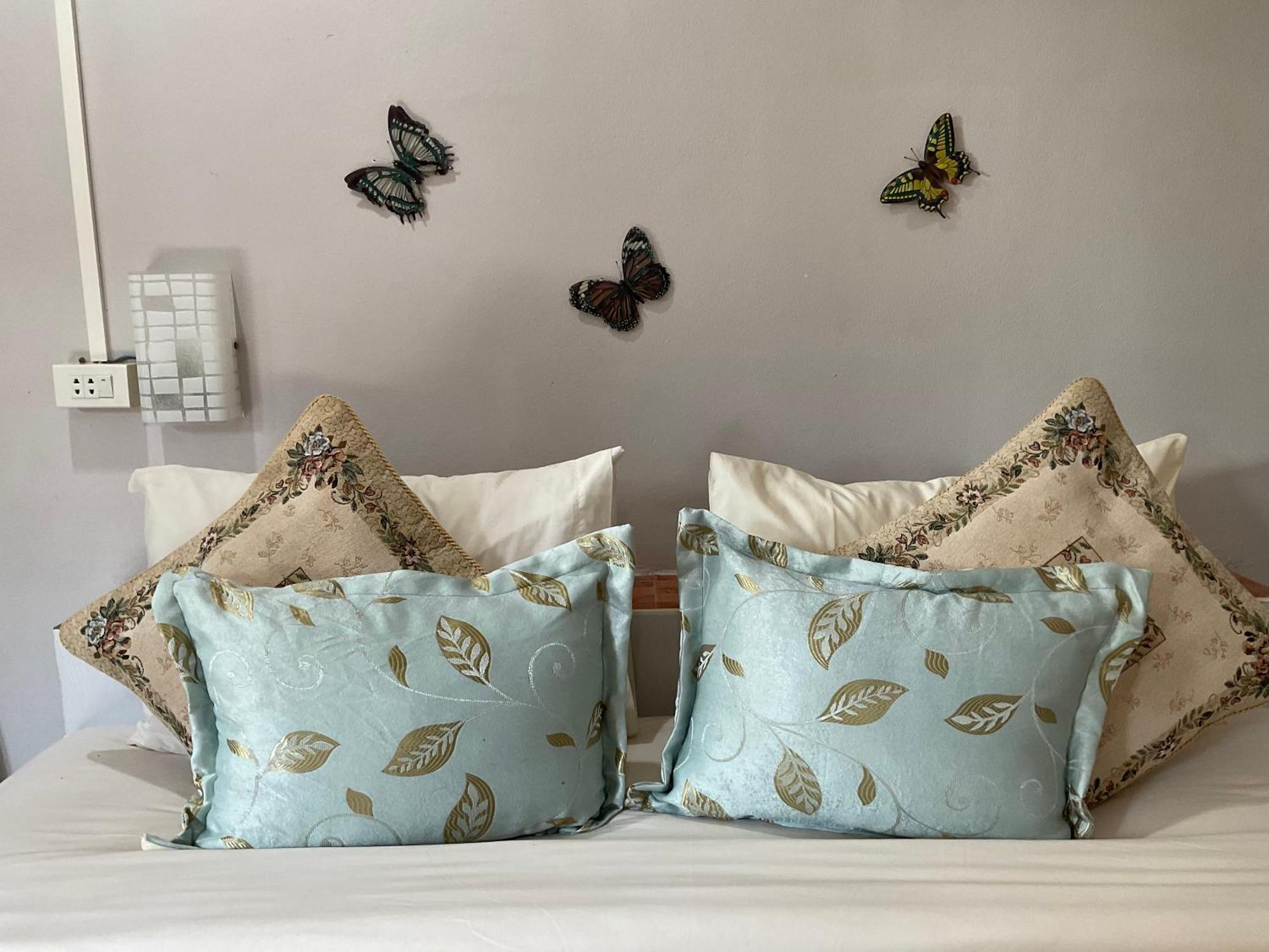 Hotel Mada Lanta Mai Keaw à Ko Lanta Extérieur photo