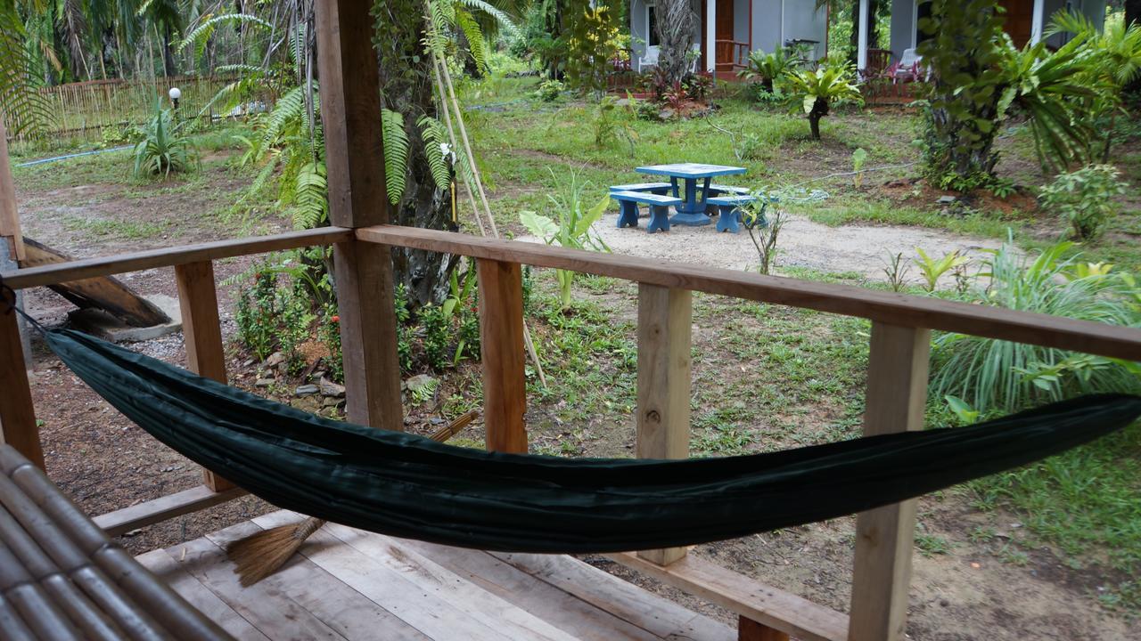 Hotel Mada Lanta Mai Keaw à Ko Lanta Extérieur photo