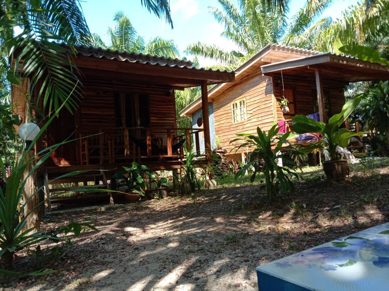 Hotel Mada Lanta Mai Keaw à Ko Lanta Extérieur photo