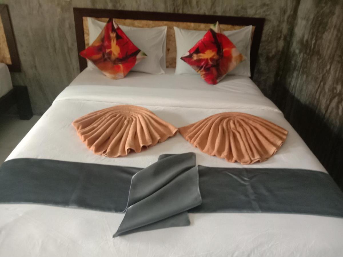 Hotel Mada Lanta Mai Keaw à Ko Lanta Extérieur photo
